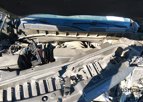 2020 Chevrolet Silverado 1500 4Wd Short Bed Rst z USA, uszkodzony, nr VIN 3GCUYEED2LG431183